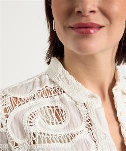 0039 Italy broderie blouse ajour Miranda