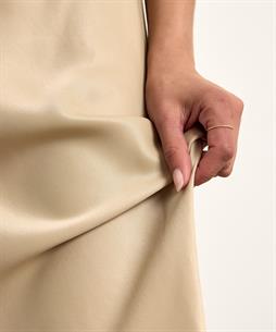 Beaumont silky rok Lonneke