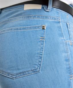 Brax slim fit jeans Shakira
