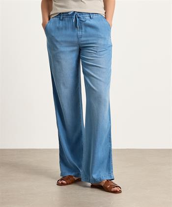 Brax soft denim wide leg jeans Maine