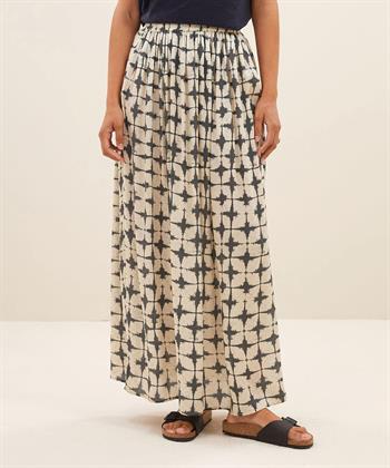 By-Bar silky rok print Nina Square