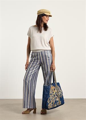 Cadeau truitje Look 08