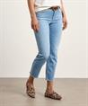 Cambio cropped jeans crochet detail Piper