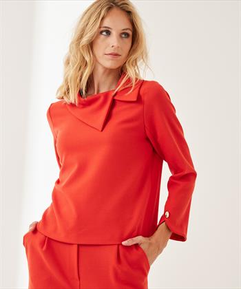 Caroline Biss big collar kniphals top