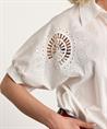 Caroline Biss blouse broderie