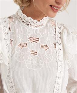 Caroline Biss blouse broderie