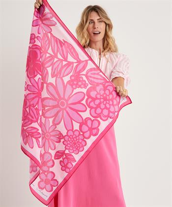 Fabienne Chapot sjaal roze bloemen Paola