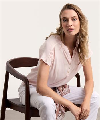 Giulia e Tu blouse kniphals