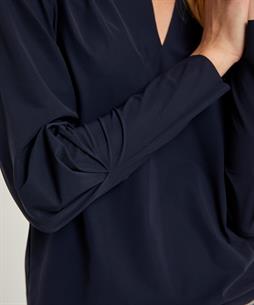 Japan TKY blouse travelstof met pofmouw Cyara