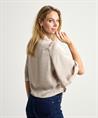 Joseph Ribkoff silky blouse knoop