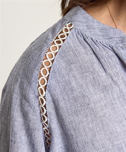 KYRA linnenmix blouse pinstripe Inessa