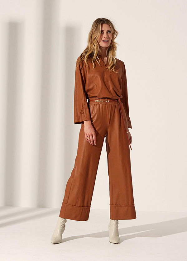 Look 016U