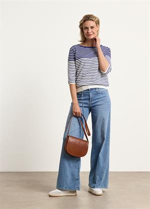 Look 021E