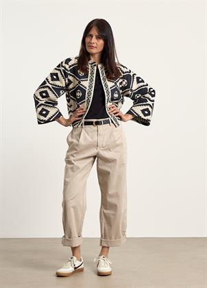 Look 023J