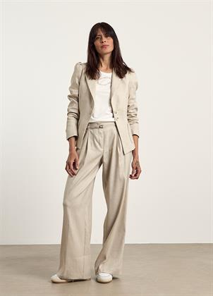 Look 023T