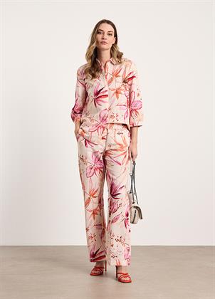 Look 024E