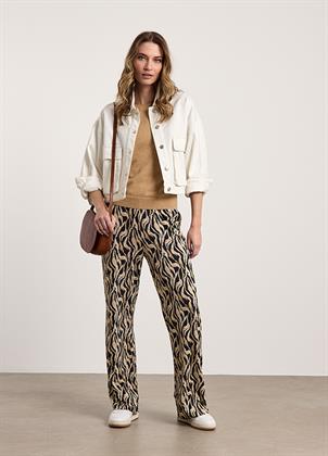 Look 024M
