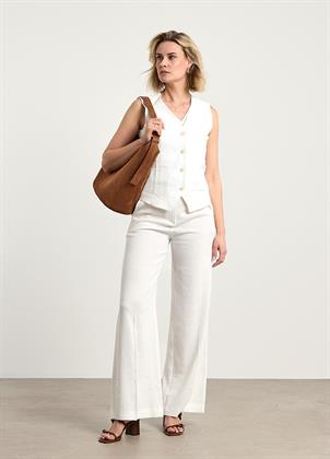 Look 027E