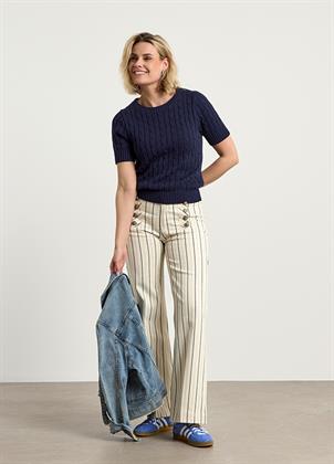 Look 027F