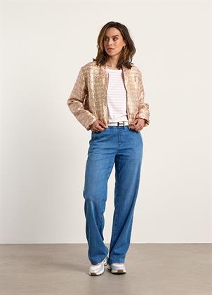 Look 027X