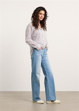 Look 035E
