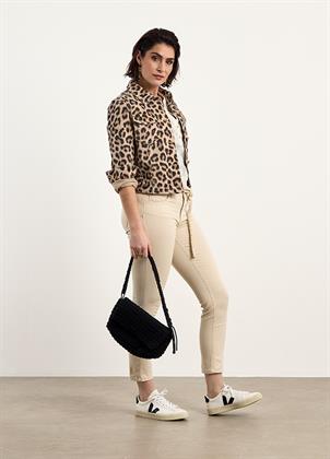 Look 037M