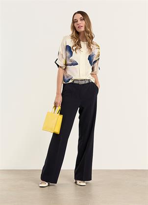 Look 039E
