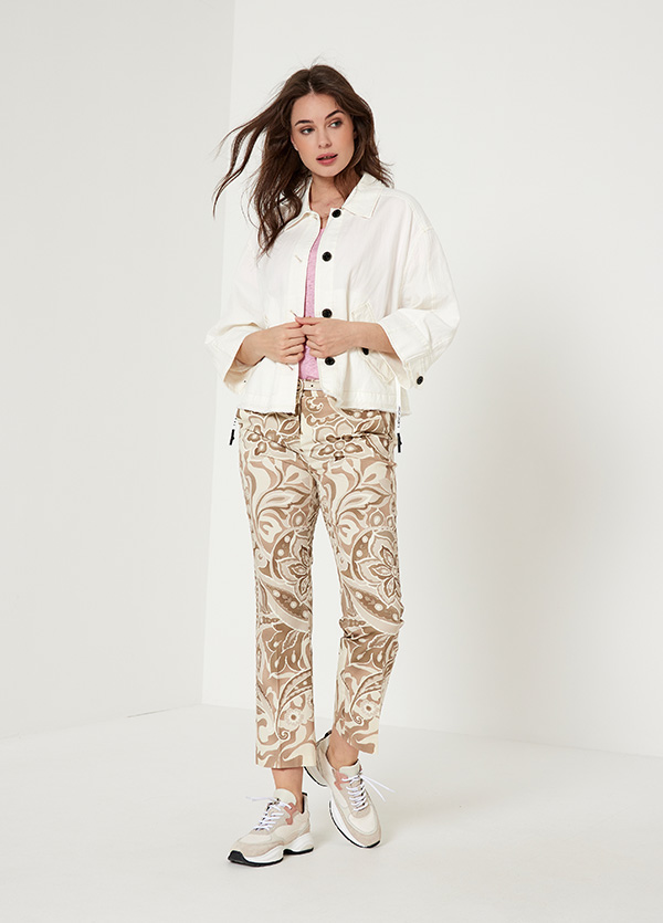 Look 046J