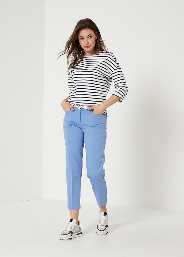 Look 047A