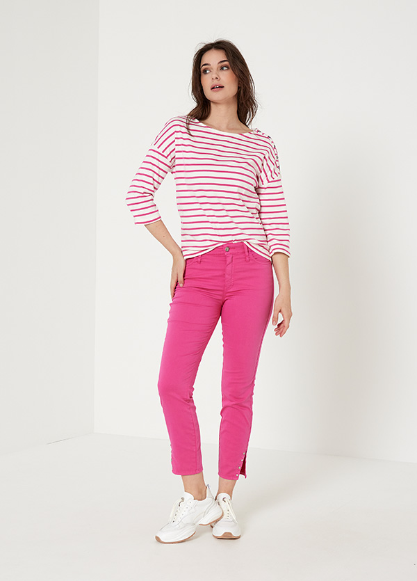 Look 047F