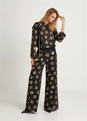 Look 048A