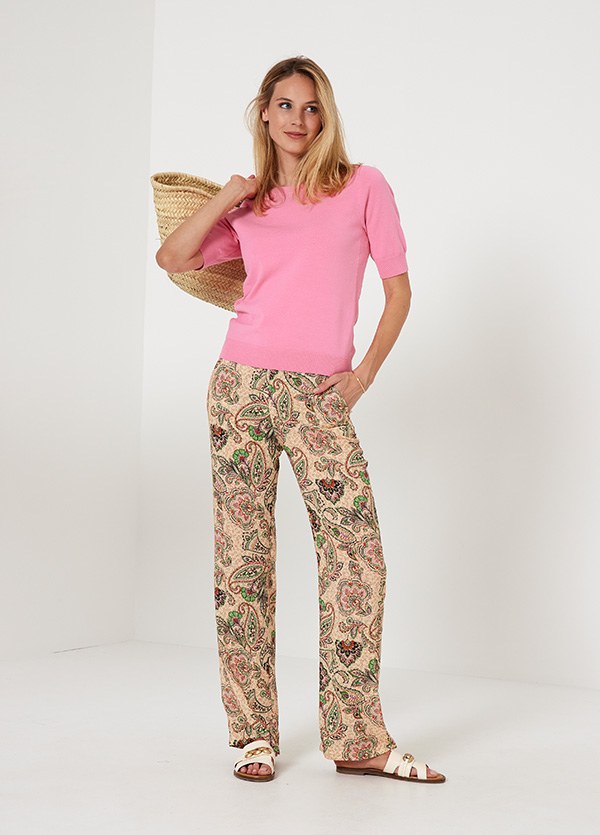 Look 049E