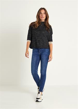 Look 051T