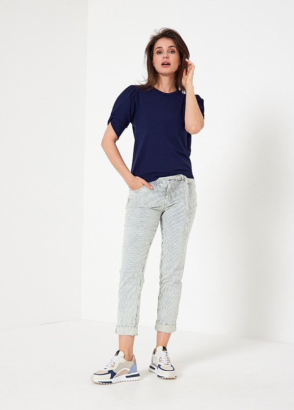 Look 056A