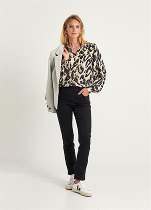 Look 064E