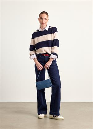 Look 07W