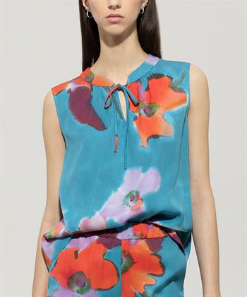 Luisa Cerano blouse hibiscus bloem
