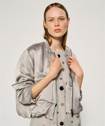 Luisa Cerano metallic bomberjasje