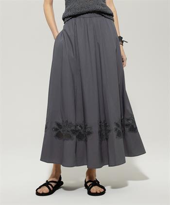 Luisa Cerano rok broderie