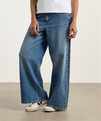 MAC Jeans super wide leg jeans studs Nevada