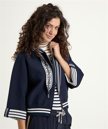 Marc Cain capuchon vest streepdetails