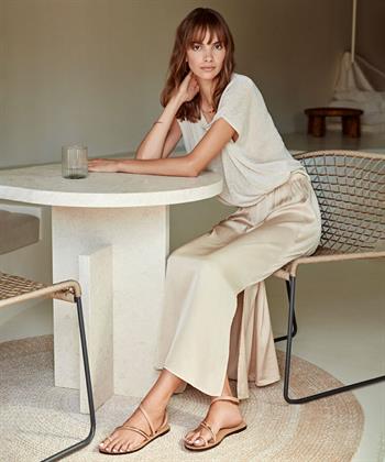 No Man's Land silky rok