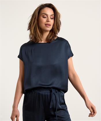 No Man's Land silky top