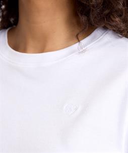 OUI basis shirt logo