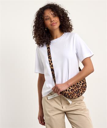 OUI basis shirt logo
