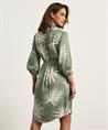 OUI jurk silky bladprint