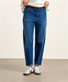 Rosner barrel leg jeans Mara Tapered