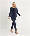 Rosner broek deelnaad Alisa