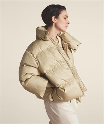Summum kort puffer jack
