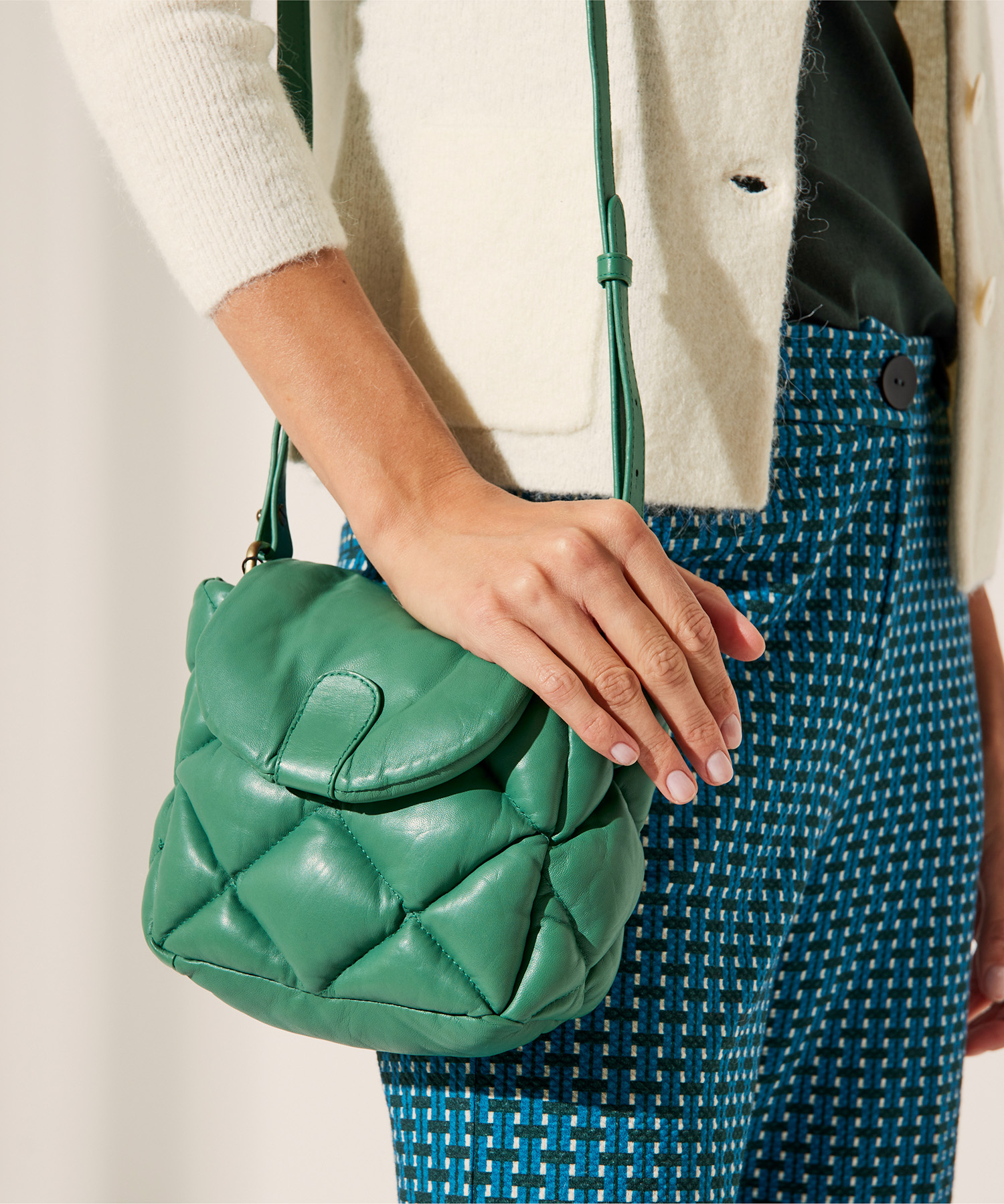 Puff bag deals